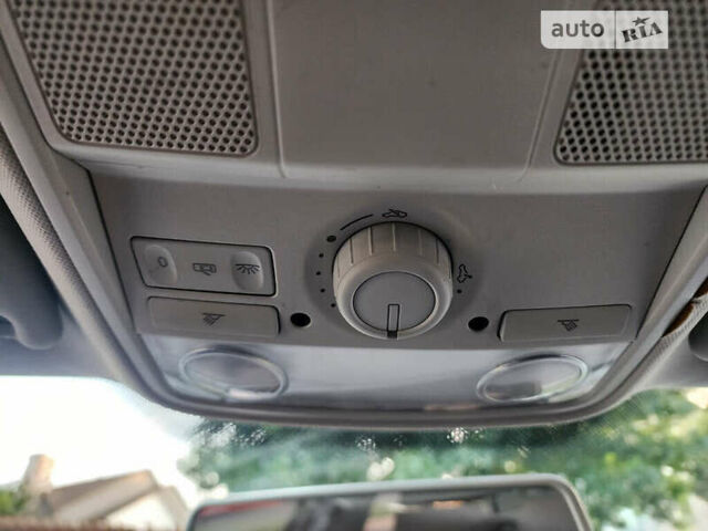 Белый Фольксваген Гольф, объемом двигателя 2 л и пробегом 169 тыс. км за 2000 $, фото 31 на Automoto.ua