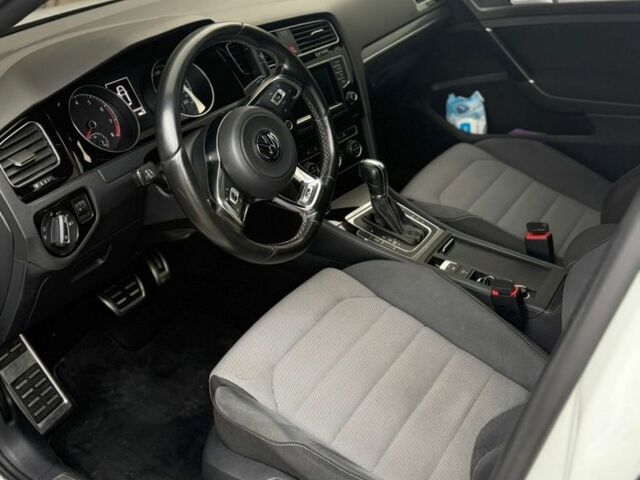 Білий Фольксваген Гольф, об'ємом двигуна 1.4 л та пробігом 204 тис. км за 11800 $, фото 5 на Automoto.ua