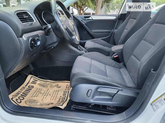 Белый Фольксваген Гольф, объемом двигателя 2 л и пробегом 169 тыс. км за 2000 $, фото 8 на Automoto.ua