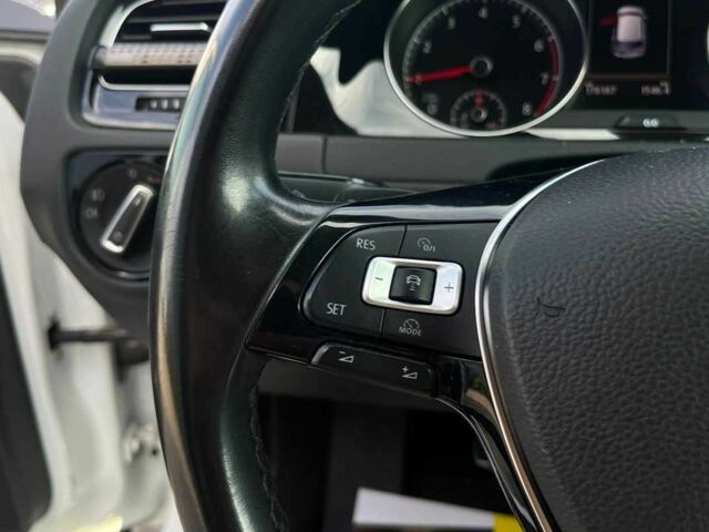 Білий Фольксваген Гольф, об'ємом двигуна 1.4 л та пробігом 176 тис. км за 14800 $, фото 23 на Automoto.ua