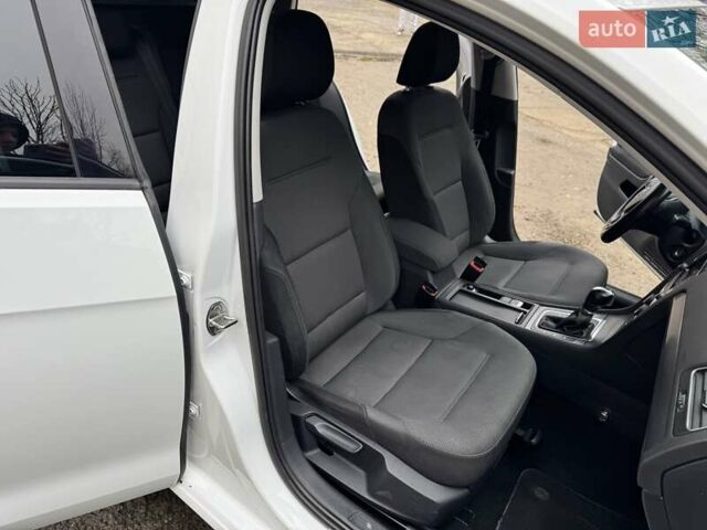 Белый Фольксваген Гольф, объемом двигателя 1.4 л и пробегом 150 тыс. км за 10900 $, фото 15 на Automoto.ua