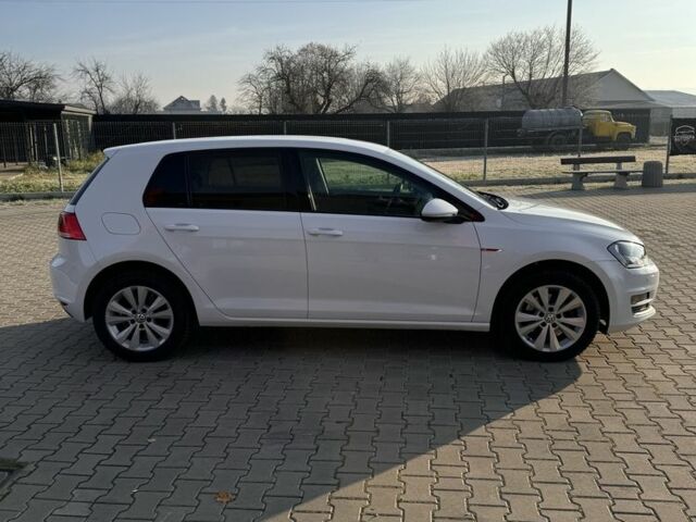 Белый Фольксваген Гольф, объемом двигателя 2 л и пробегом 215 тыс. км за 12200 $, фото 7 на Automoto.ua