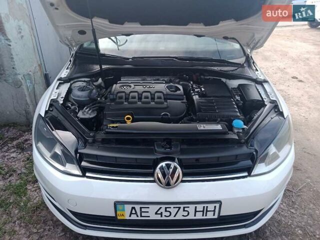 Білий Фольксваген Гольф, об'ємом двигуна 2 л та пробігом 265 тис. км за 11800 $, фото 32 на Automoto.ua