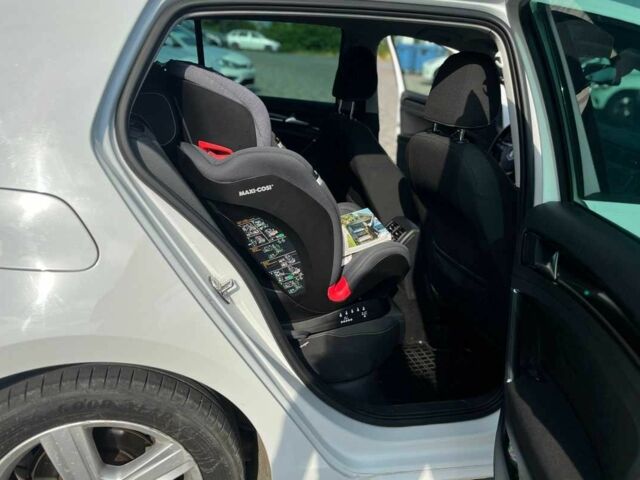 Білий Фольксваген Гольф, об'ємом двигуна 1.4 л та пробігом 176 тис. км за 14800 $, фото 14 на Automoto.ua