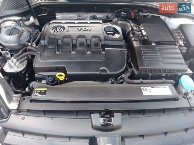 Білий Фольксваген Гольф, об'ємом двигуна 2 л та пробігом 265 тис. км за 11800 $, фото 30 на Automoto.ua