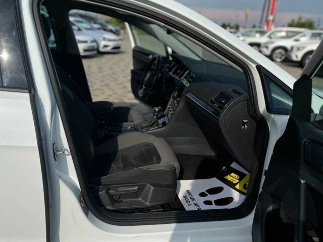 Білий Фольксваген Гольф, об'ємом двигуна 1.4 л та пробігом 176 тис. км за 14800 $, фото 13 на Automoto.ua