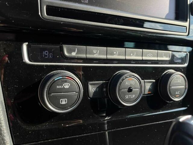 Білий Фольксваген Гольф, об'ємом двигуна 1.4 л та пробігом 176 тис. км за 14800 $, фото 19 на Automoto.ua