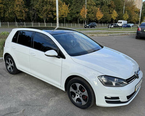 Білий Фольксваген Гольф, об'ємом двигуна 1.97 л та пробігом 125 тис. км за 15200 $, фото 4 на Automoto.ua
