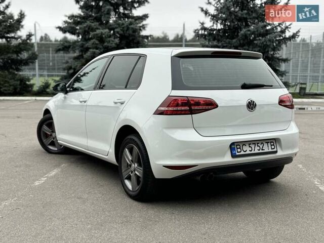 Белый Фольксваген Гольф, объемом двигателя 1.97 л и пробегом 199 тыс. км за 12800 $, фото 13 на Automoto.ua