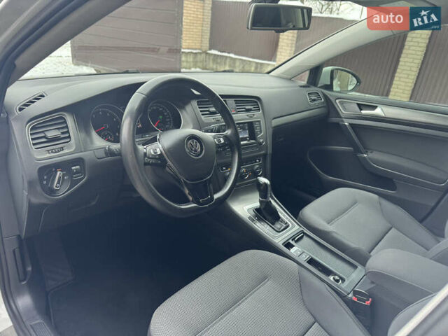 Белый Фольксваген Гольф, объемом двигателя 1.4 л и пробегом 151 тыс. км за 10800 $, фото 10 на Automoto.ua