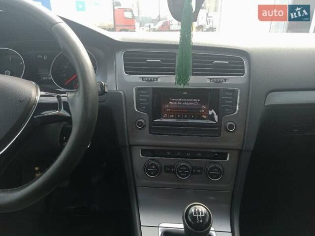 Білий Фольксваген Гольф, об'ємом двигуна 2 л та пробігом 265 тис. км за 11800 $, фото 14 на Automoto.ua