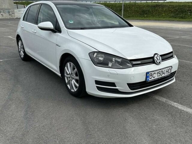 Белый Фольксваген Гольф, объемом двигателя 1.6 л и пробегом 280 тыс. км за 9000 $, фото 5 на Automoto.ua