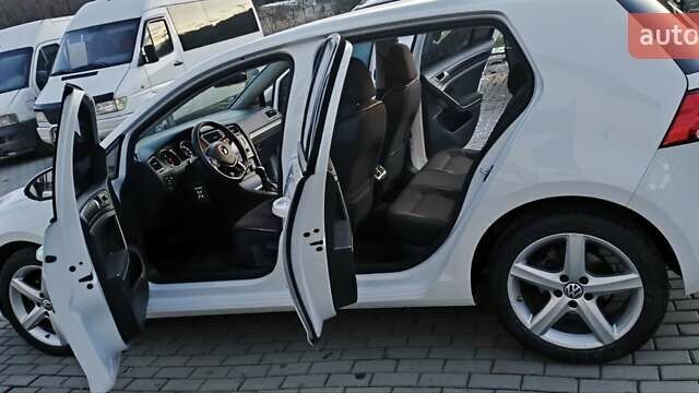 Белый Фольксваген Гольф, объемом двигателя 1.97 л и пробегом 250 тыс. км за 13300 $, фото 6 на Automoto.ua