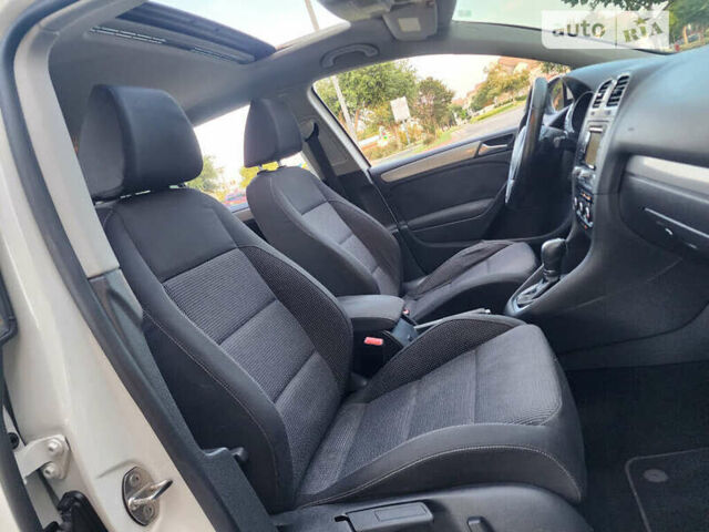 Белый Фольксваген Гольф, объемом двигателя 2 л и пробегом 169 тыс. км за 2000 $, фото 15 на Automoto.ua