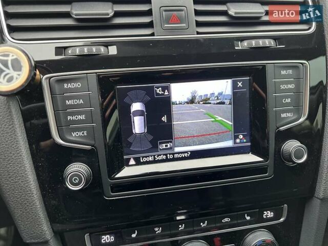 Белый Фольксваген Гольф, объемом двигателя 1.4 л и пробегом 125 тыс. км за 14777 $, фото 25 на Automoto.ua