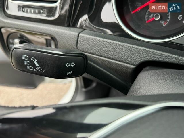 Белый Фольксваген Гольф, объемом двигателя 1.97 л и пробегом 199 тыс. км за 11700 $, фото 34 на Automoto.ua