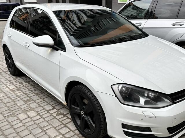 Белый Фольксваген Гольф, объемом двигателя 1.4 л и пробегом 150 тыс. км за 10500 $, фото 1 на Automoto.ua