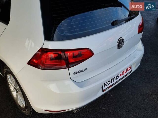Белый Фольксваген Гольф, объемом двигателя 1.8 л и пробегом 127 тыс. км за 11199 $, фото 30 на Automoto.ua