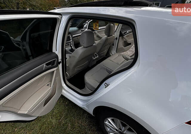 Білий Фольксваген Гольф, об'ємом двигуна 1.8 л та пробігом 127 тис. км за 11100 $, фото 11 на Automoto.ua