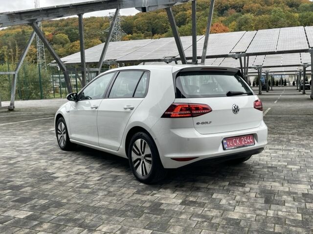 Фольксваген Гольф 2014 в Дрогобыче на Automoto.ua Белый Фольксваген Гольф, объемом двигателя 0 л и пробегом 96 тыс. км за 8750 $, фото 5 на Automoto.ua