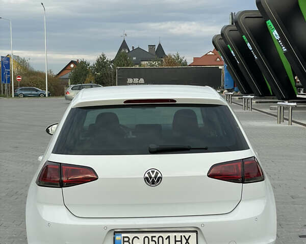 Белый Фольксваген Гольф, объемом двигателя 1.4 л и пробегом 240 тыс. км за 14000 $, фото 9 на Automoto.ua