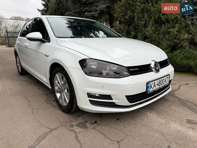 Белый Фольксваген Гольф, объемом двигателя 1.6 л и пробегом 172 тыс. км за 10900 $, фото 12 на Automoto.ua