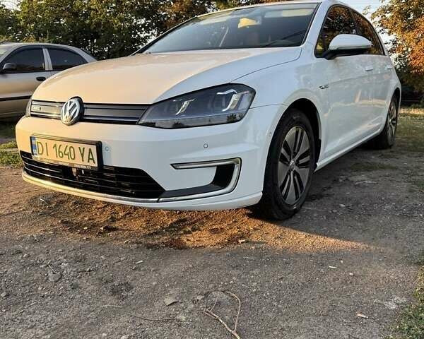 Білий Фольксваген Гольф, об'ємом двигуна 0 л та пробігом 167 тис. км за 9500 $, фото 13 на Automoto.ua