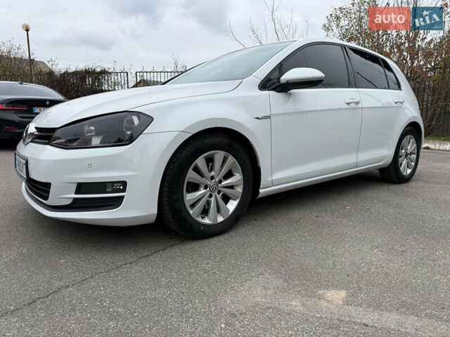 Белый Фольксваген Гольф, объемом двигателя 1.6 л и пробегом 172 тыс. км за 10900 $, фото 11 на Automoto.ua