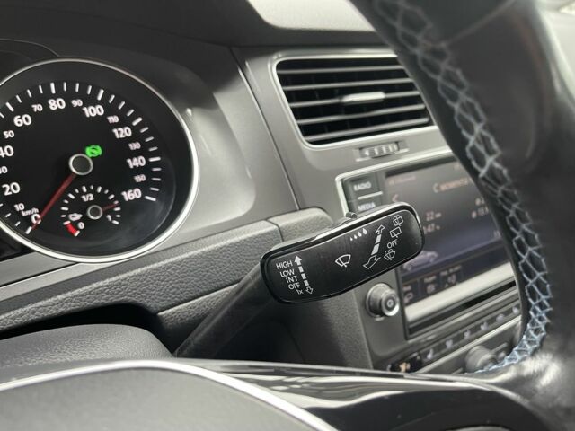 Фольксваген Гольф 2014 в Дрогобыче на Automoto.ua Белый Фольксваген Гольф, объемом двигателя 0 л и пробегом 96 тыс. км за 8750 $, фото 10 на Automoto.ua