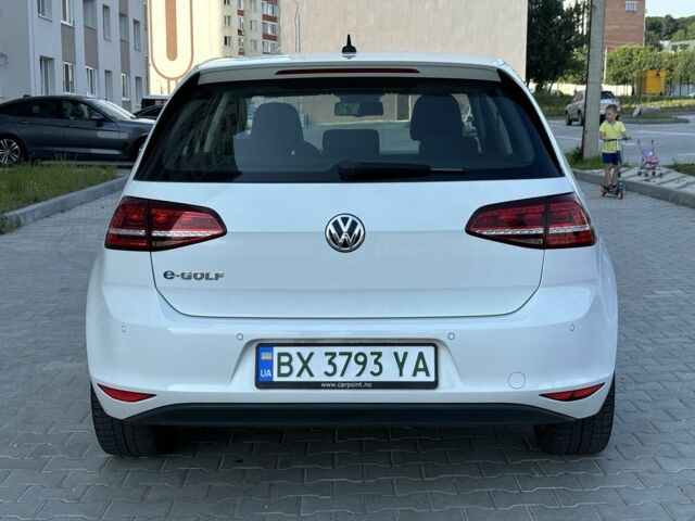 Белый Фольксваген Гольф, объемом двигателя 0 л и пробегом 96 тыс. км за 8750 $, фото 7 на Automoto.ua