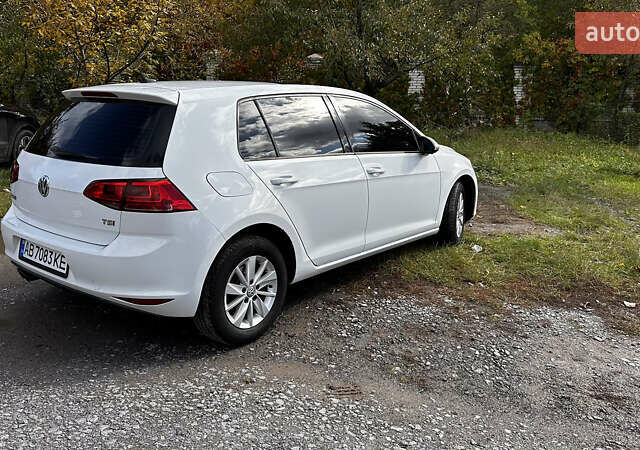 Білий Фольксваген Гольф, об'ємом двигуна 1.8 л та пробігом 127 тис. км за 11100 $, фото 1 на Automoto.ua