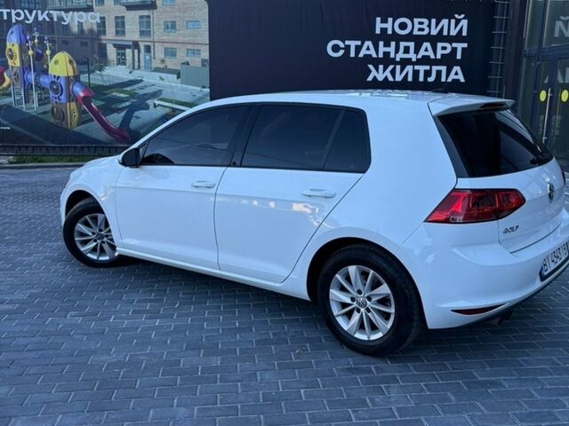 Белый Фольксваген Гольф, объемом двигателя 1.8 л и пробегом 170 тыс. км за 11000 $, фото 2 на Automoto.ua