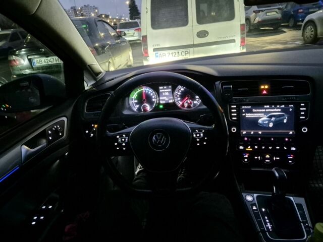 Білий Фольксваген Гольф, об'ємом двигуна 0 л та пробігом 186 тис. км за 8700 $, фото 5 на Automoto.ua