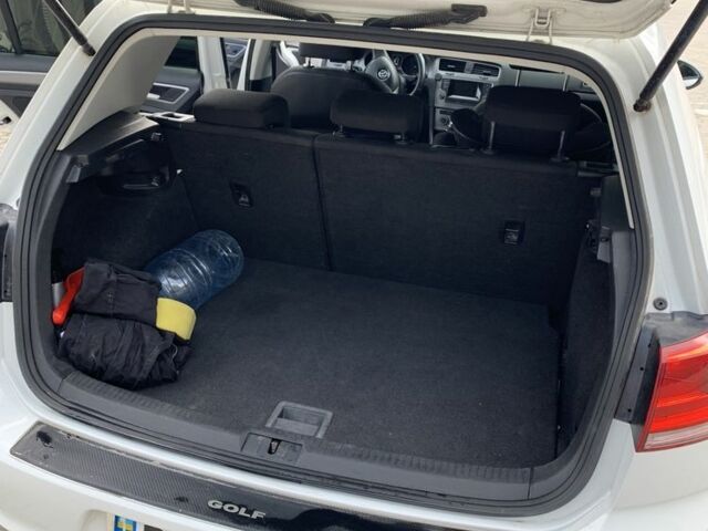 Білий Фольксваген Гольф, об'ємом двигуна 1.4 л та пробігом 205 тис. км за 7800 $, фото 7 на Automoto.ua