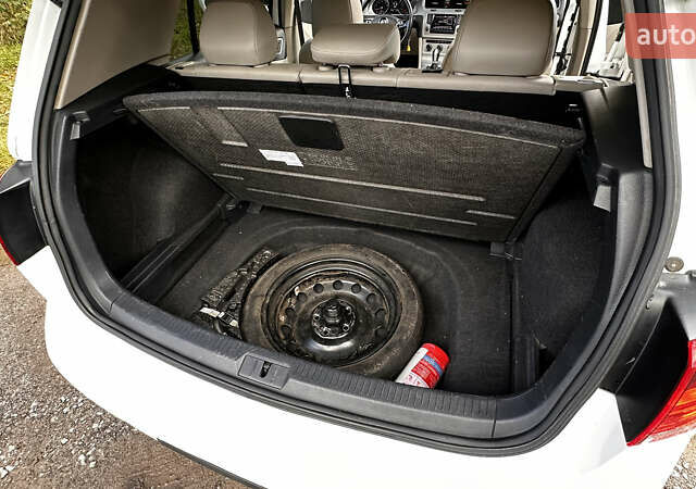 Білий Фольксваген Гольф, об'ємом двигуна 1.8 л та пробігом 127 тис. км за 11100 $, фото 9 на Automoto.ua