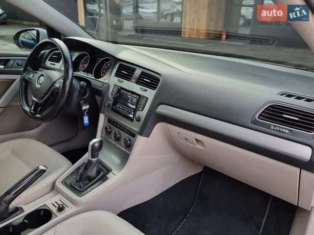 Белый Фольксваген Гольф, объемом двигателя 1.8 л и пробегом 127 тыс. км за 11199 $, фото 53 на Automoto.ua