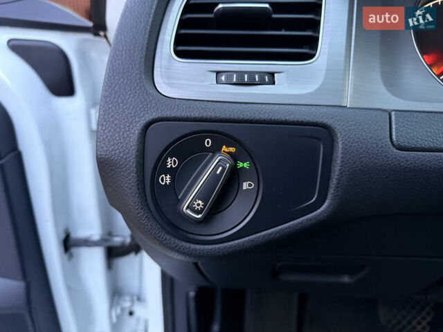 Білий Фольксваген Гольф, об'ємом двигуна 1.97 л та пробігом 198 тис. км за 14500 $, фото 34 на Automoto.ua