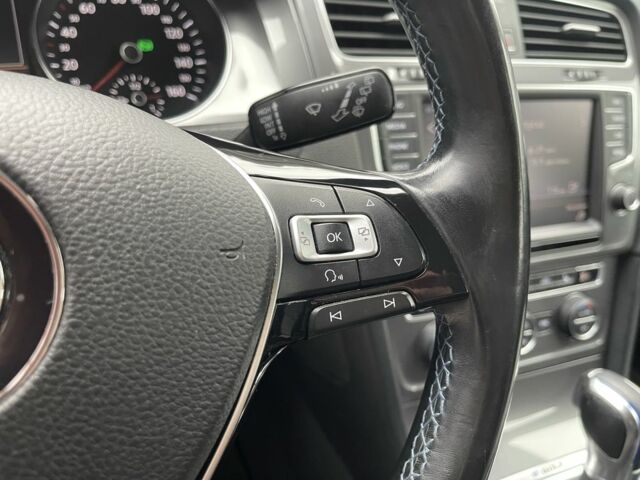 Фольксваген Гольф 2014 в Дрогобыче на Automoto.ua Белый Фольксваген Гольф, объемом двигателя 0 л и пробегом 96 тыс. км за 8750 $, фото 8 на Automoto.ua