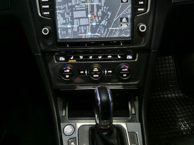 Білий Фольксваген Гольф, об'ємом двигуна 0 л та пробігом 186 тис. км за 8700 $, фото 4 на Automoto.ua