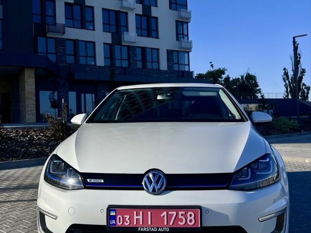 Фольксваген Гольф 2014 у Кропивницькому (Кіровограді) на Automoto.ua Білий Фольксваген Гольф, об'ємом двигуна 0 л та пробігом 107 тис. км за 8100 $, фото 2 на Automoto.ua