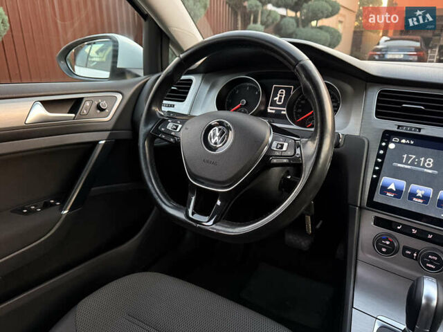 Білий Фольксваген Гольф, об'ємом двигуна 1.97 л та пробігом 198 тис. км за 14500 $, фото 22 на Automoto.ua