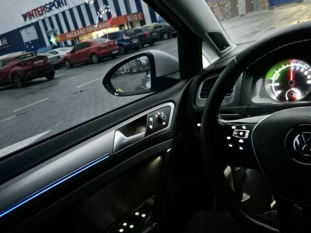 Білий Фольксваген Гольф, об'ємом двигуна 0 л та пробігом 186 тис. км за 8700 $, фото 7 на Automoto.ua