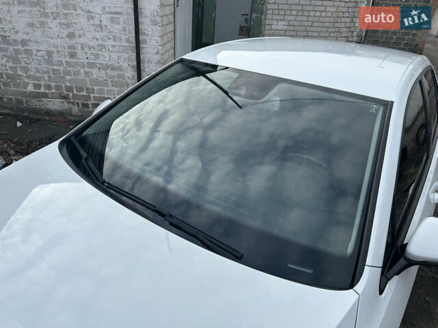 Білий Фольксваген Гольф, об'ємом двигуна 0 л та пробігом 165 тис. км за 9500 $, фото 16 на Automoto.ua