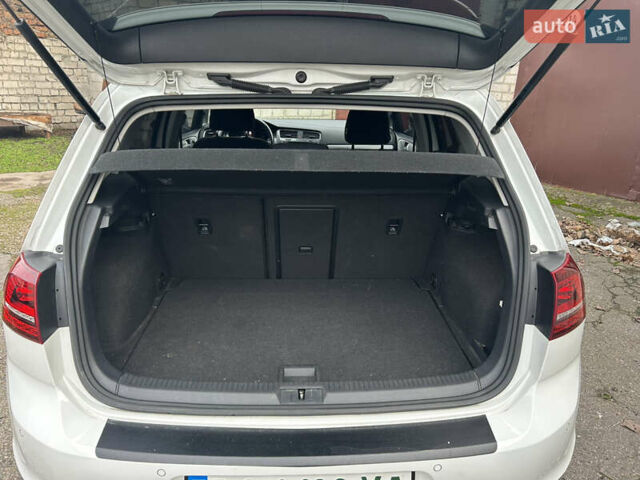 Білий Фольксваген Гольф, об'ємом двигуна 0 л та пробігом 165 тис. км за 9500 $, фото 38 на Automoto.ua