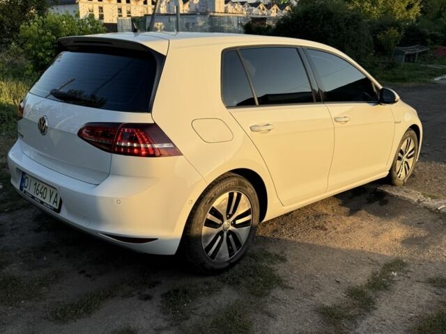 Белый Фольксваген Гольф, объемом двигателя 0 л и пробегом 167 тыс. км за 9500 $, фото 8 на Automoto.ua