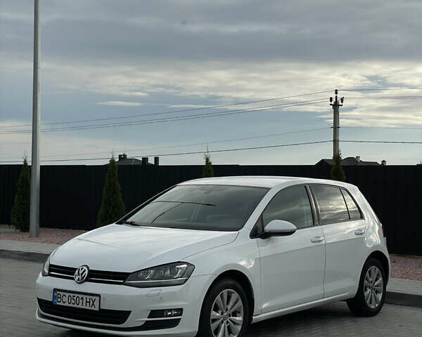 Белый Фольксваген Гольф, объемом двигателя 1.4 л и пробегом 240 тыс. км за 14000 $, фото 4 на Automoto.ua
