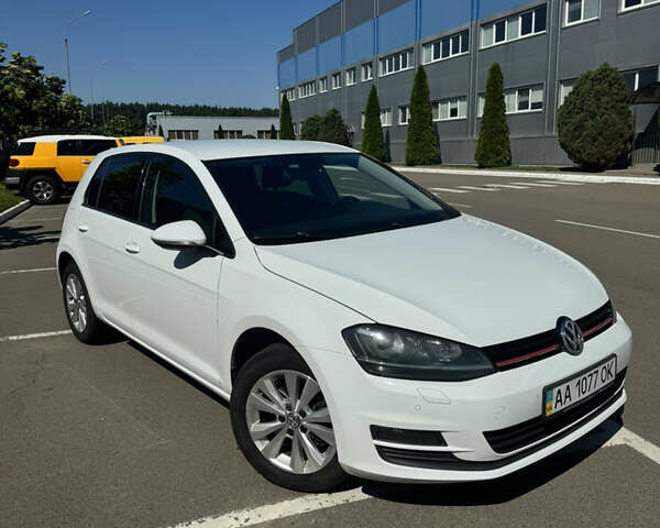 Білий Фольксваген Гольф, об'ємом двигуна 1.97 л та пробігом 169 тис. км за 14300 $, фото 1 на Automoto.ua