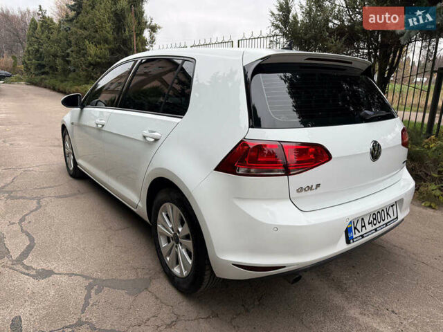 Белый Фольксваген Гольф, объемом двигателя 1.6 л и пробегом 172 тыс. км за 10900 $, фото 13 на Automoto.ua
