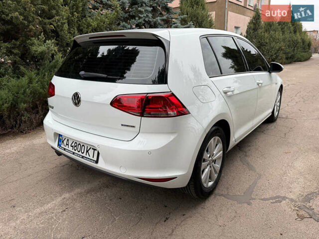 Белый Фольксваген Гольф, объемом двигателя 1.6 л и пробегом 172 тыс. км за 10900 $, фото 14 на Automoto.ua