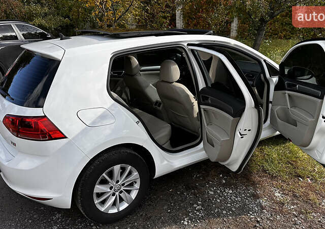 Білий Фольксваген Гольф, об'ємом двигуна 1.8 л та пробігом 127 тис. км за 11100 $, фото 7 на Automoto.ua